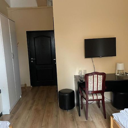 Hotel Dnd-X à Pančevo Extérieur photo