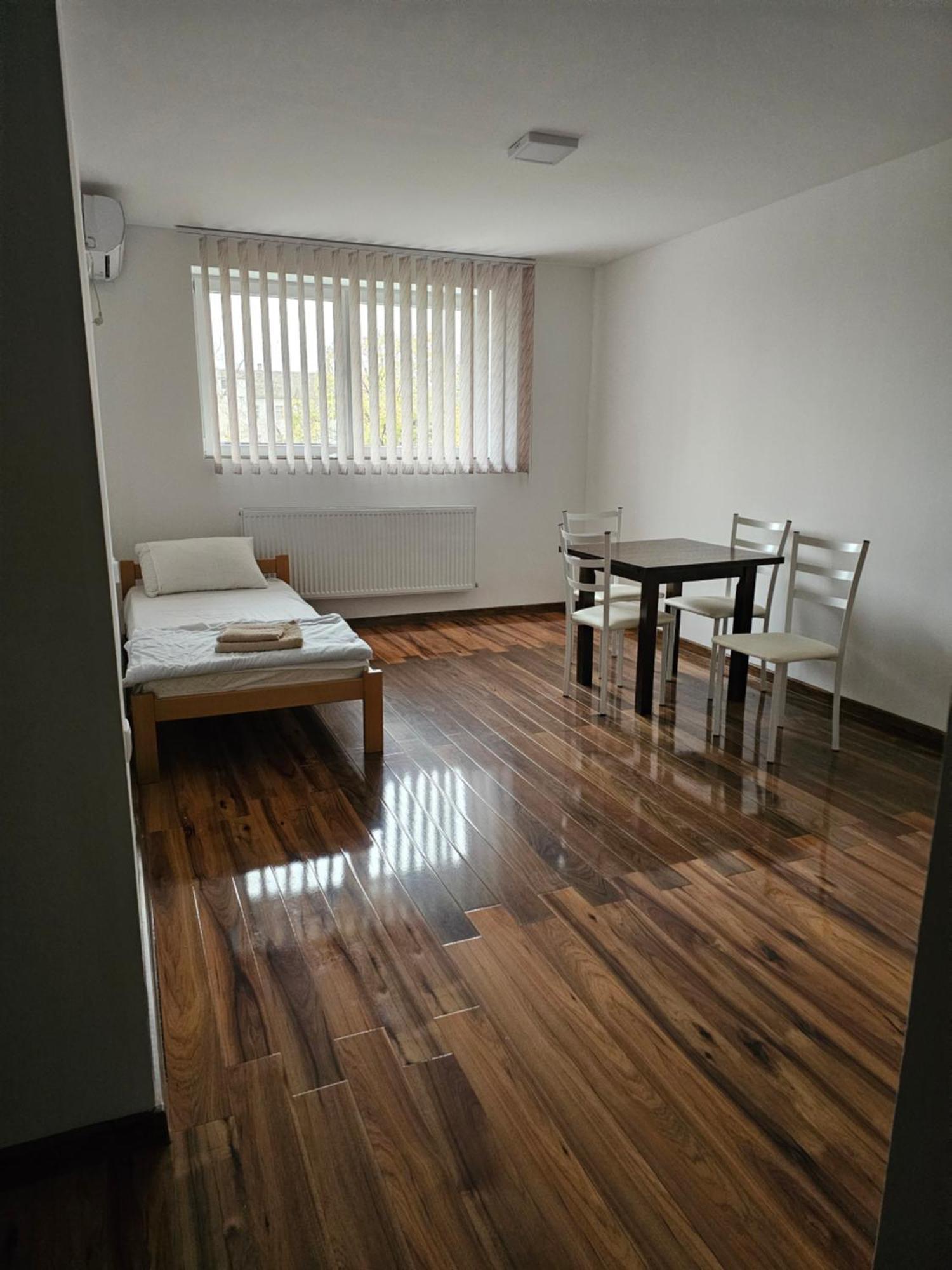 Hotel Dnd-X à Pančevo Extérieur photo