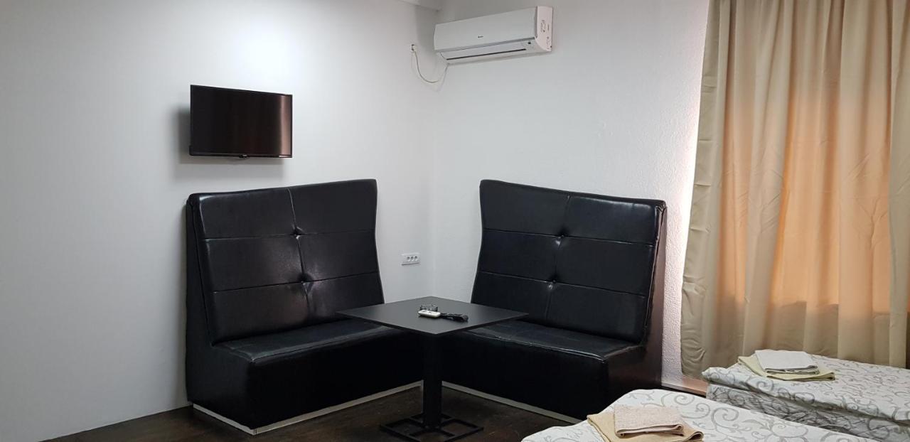 Hotel Dnd-X à Pančevo Extérieur photo