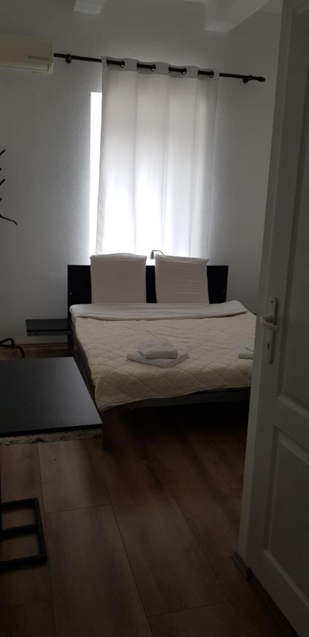 Hotel Dnd-X à Pančevo Extérieur photo